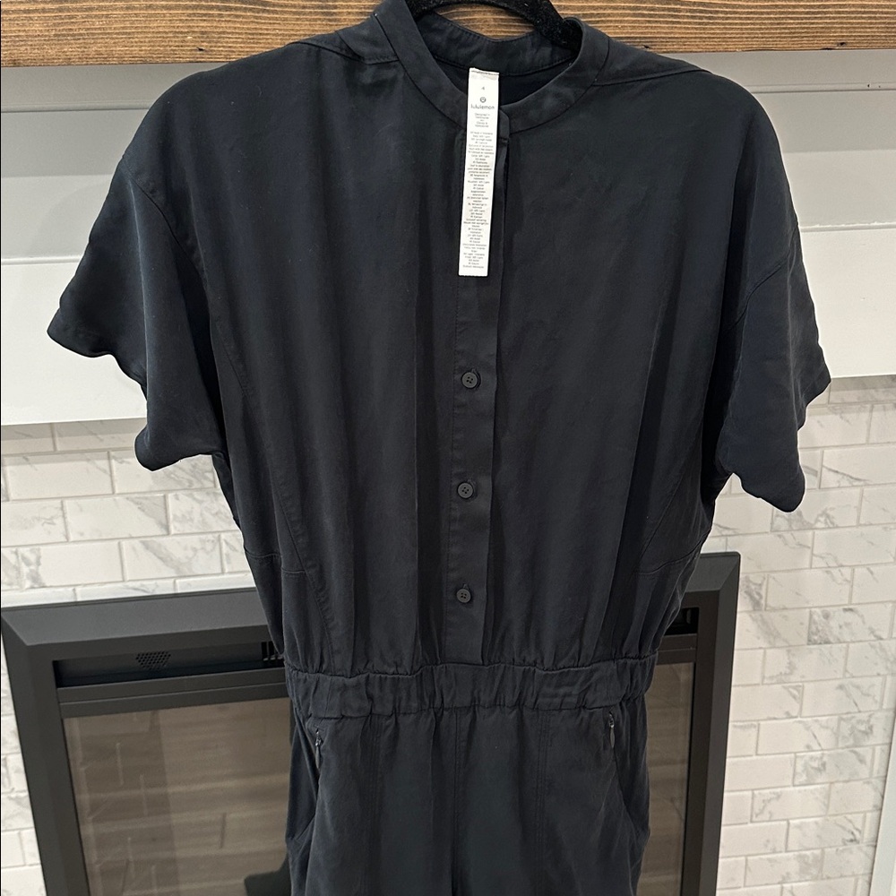 Lululemon Athletica perfectly poised short sleeve Black Jumpsuit - Picture 6 of 9